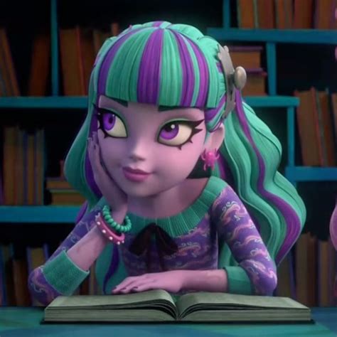 monster high personajes mujeres|Twyla